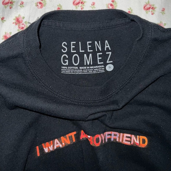 Selena Gomez Merch - Picture 4 of 4